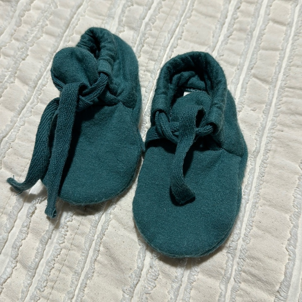 Kate Quinn Turquoise Baby Booties 6-12 mos